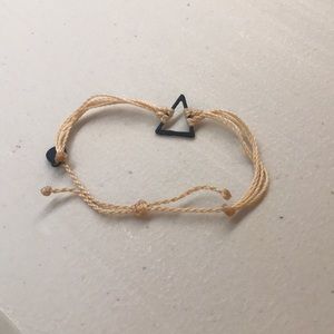New be strong Pura Vida bracelet